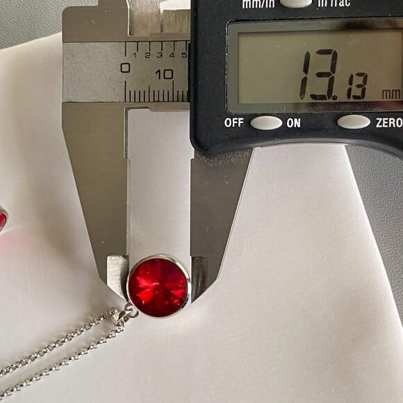 Butler Multifaceted Red Crystals Necklace & Earrings Set - Picture 7 of 13